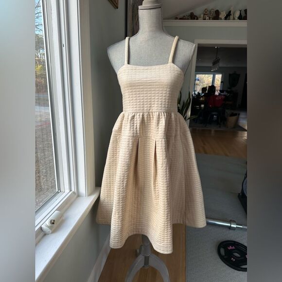 NWT Off-white cream Quilted Velvet Jumper Baby Doll Mini Dress size XS - Picture 1 of 9